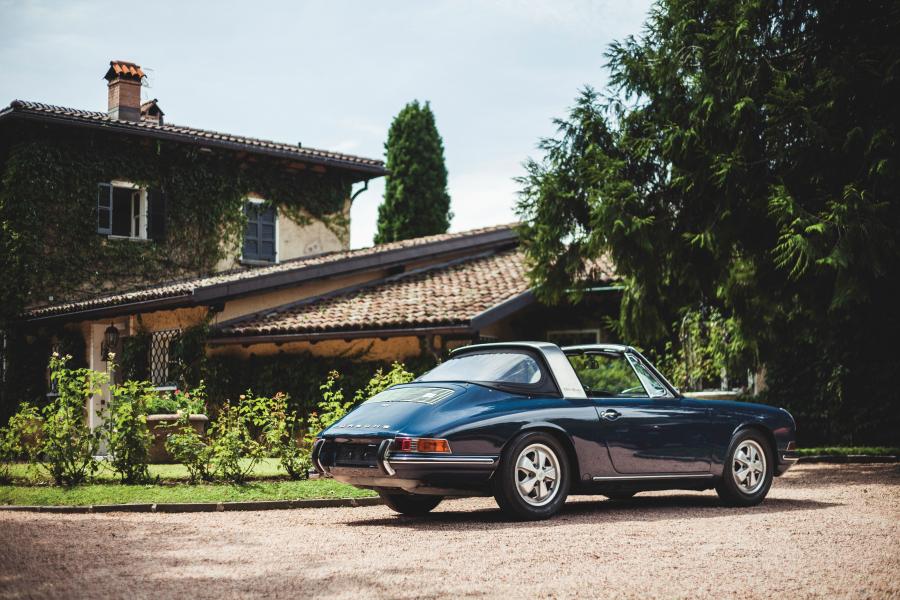  Porsche 911 2.0 Targa (901) 1966 года  (фото 18 из 24)